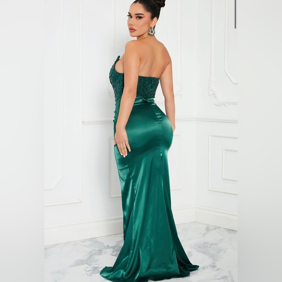 Satin maxi dress - emerald - Picture 3 of 3